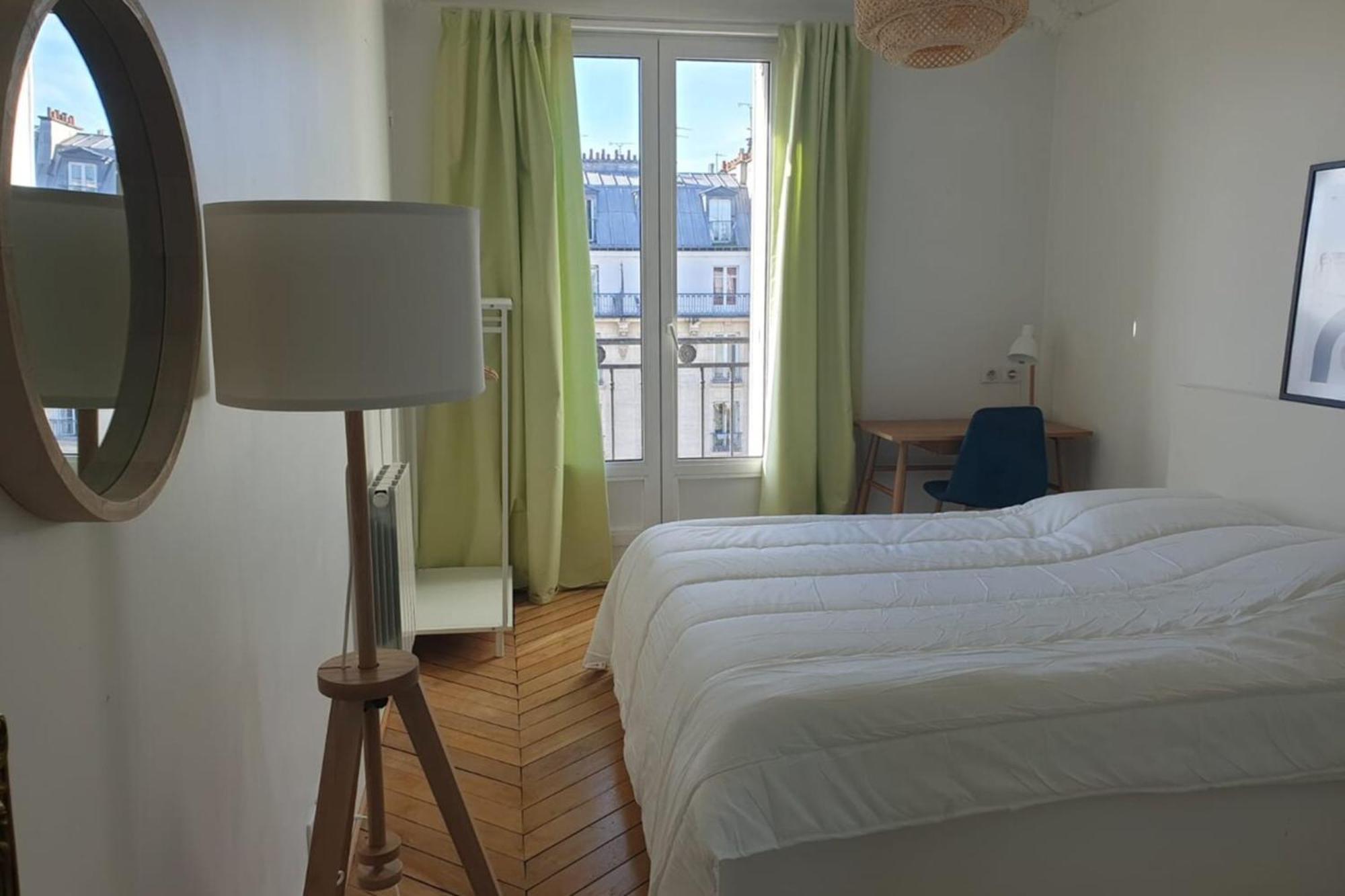Flexliving - - Voltaire Parigi